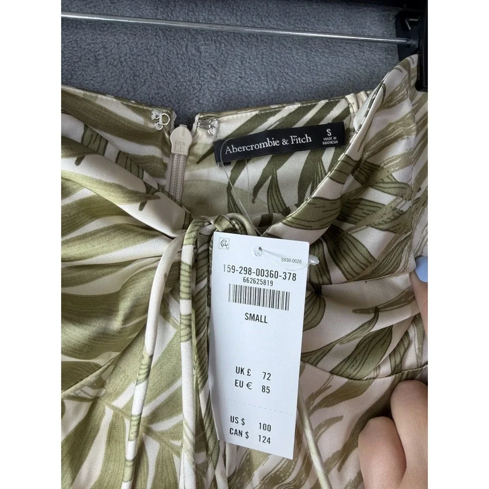 Abercrombie & Fitch Women's Twist Front Flowy Maxi Dress Green Size Small NWT